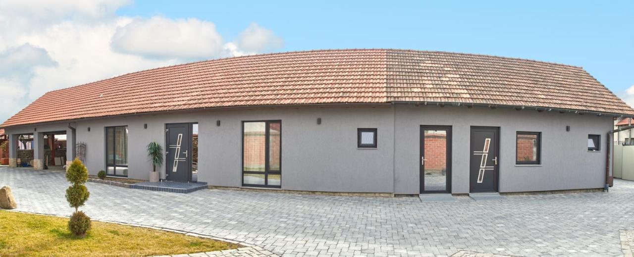 Apartament Tango La Casa Piano House ,Cu Parcare Alba Iulia Exterior foto